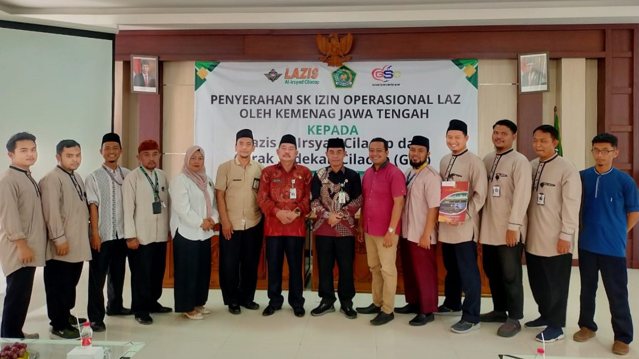 Penyerahan SK Lazis Al Irsyad